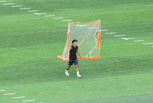 陡增